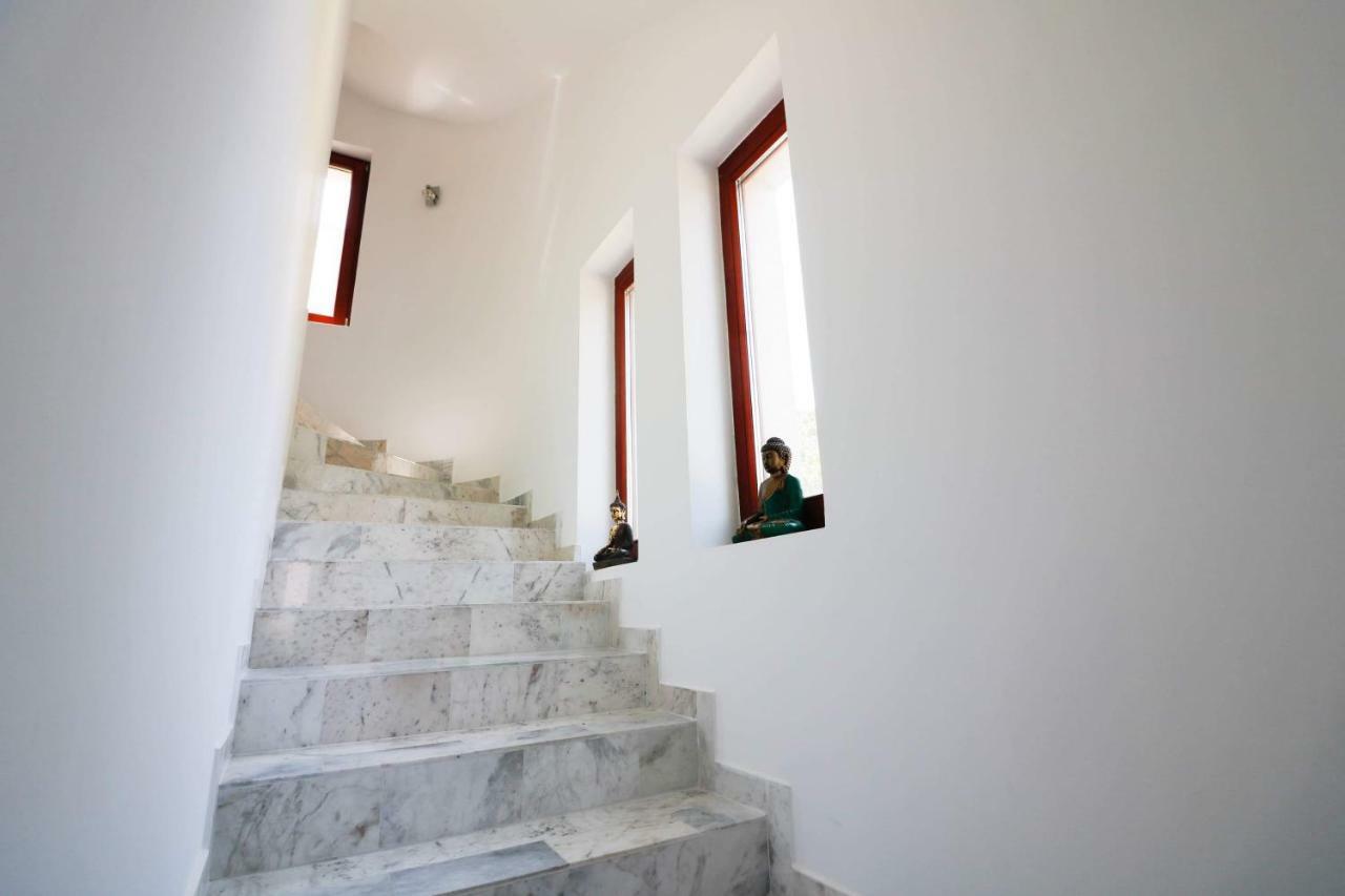 Maharaja Mountain Palace With Free Privat Parking And Garden Budapeste Exterior foto